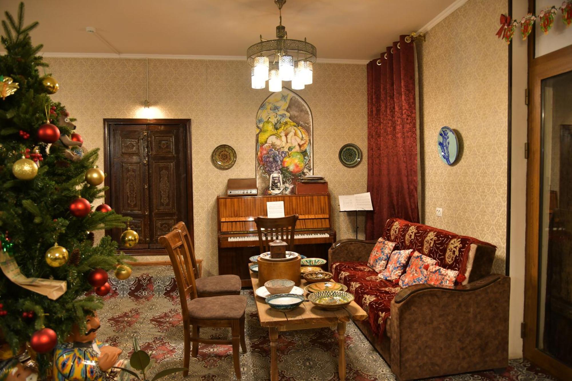 Mulberry Hotel Ташкент Екстериор снимка