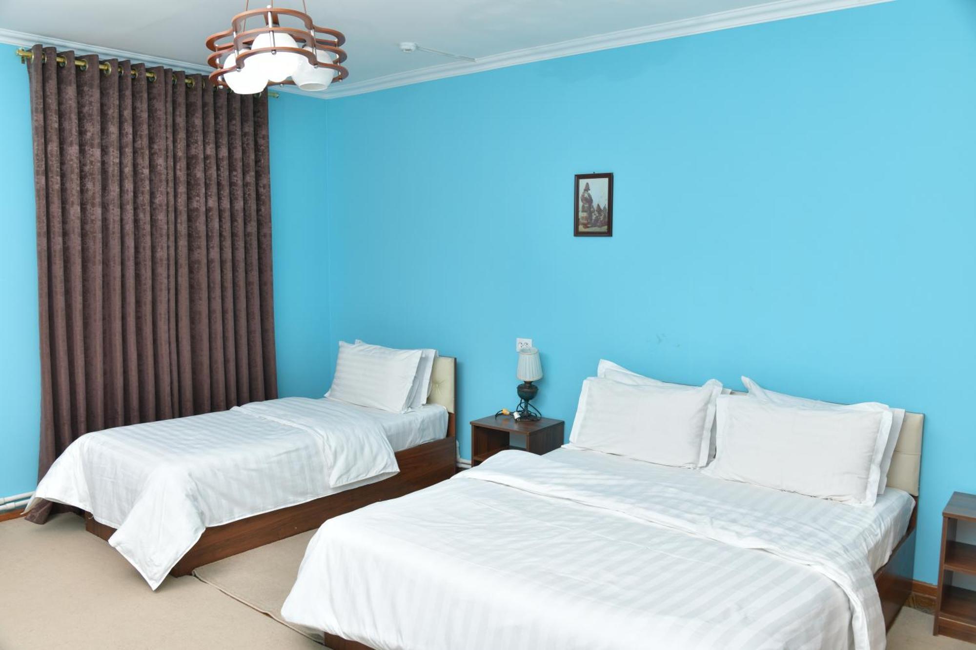 Mulberry Hotel Ташкент Екстериор снимка