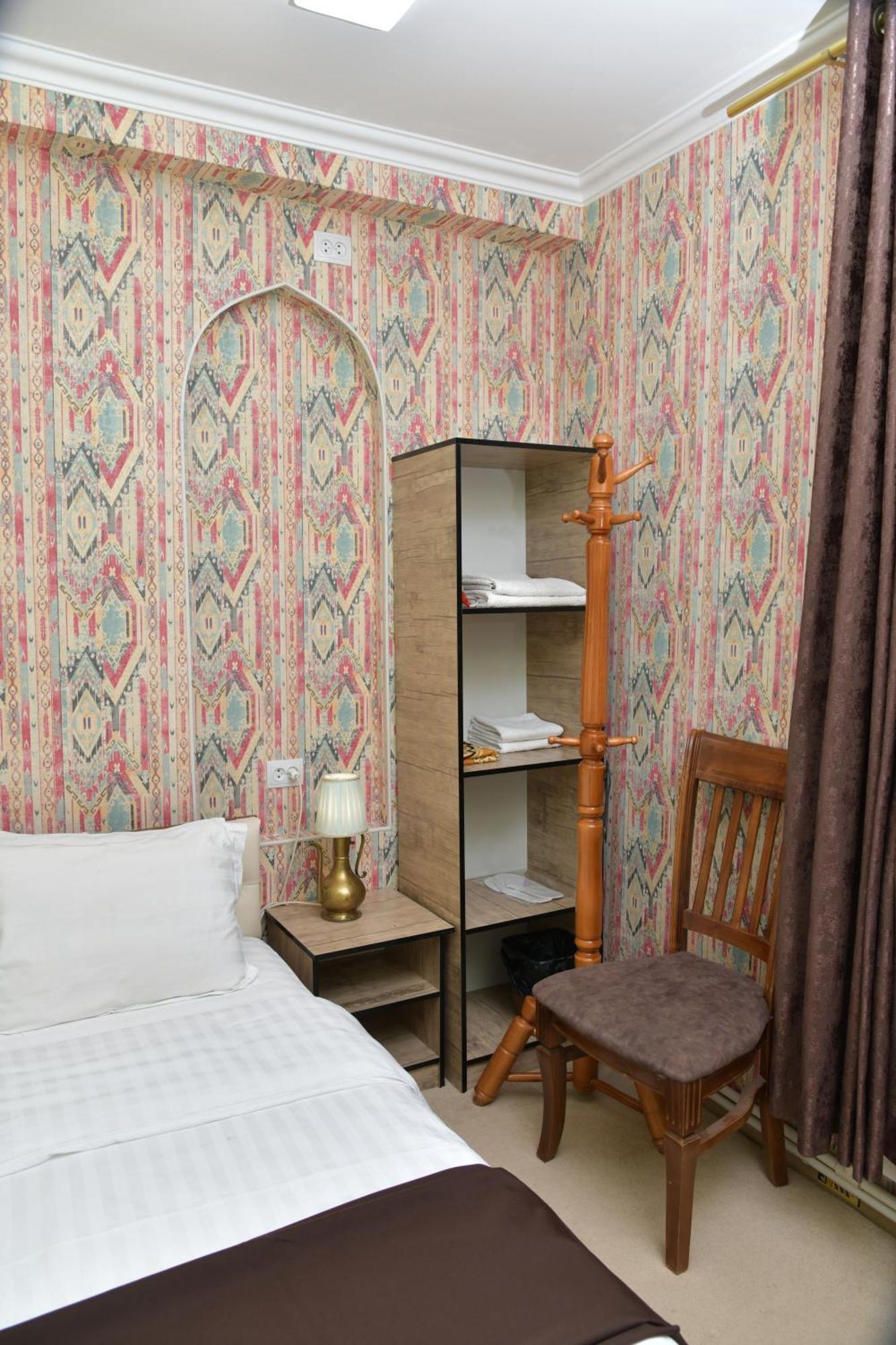 Mulberry Hotel Ташкент Екстериор снимка